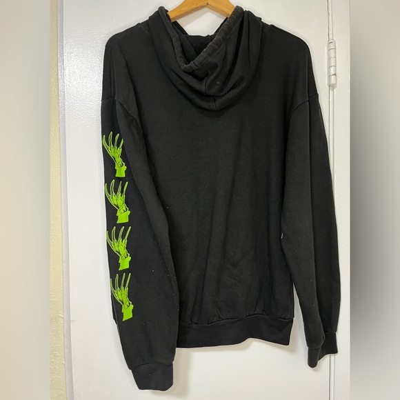 Freddy Kruger Hoodie Size M / Gently Used - Picture 5 of 5